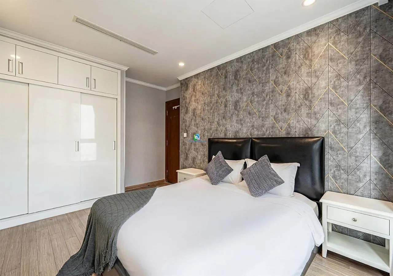 Vinhomes Urban Oasis Ho Chi Minh City 0*,  Vietnam