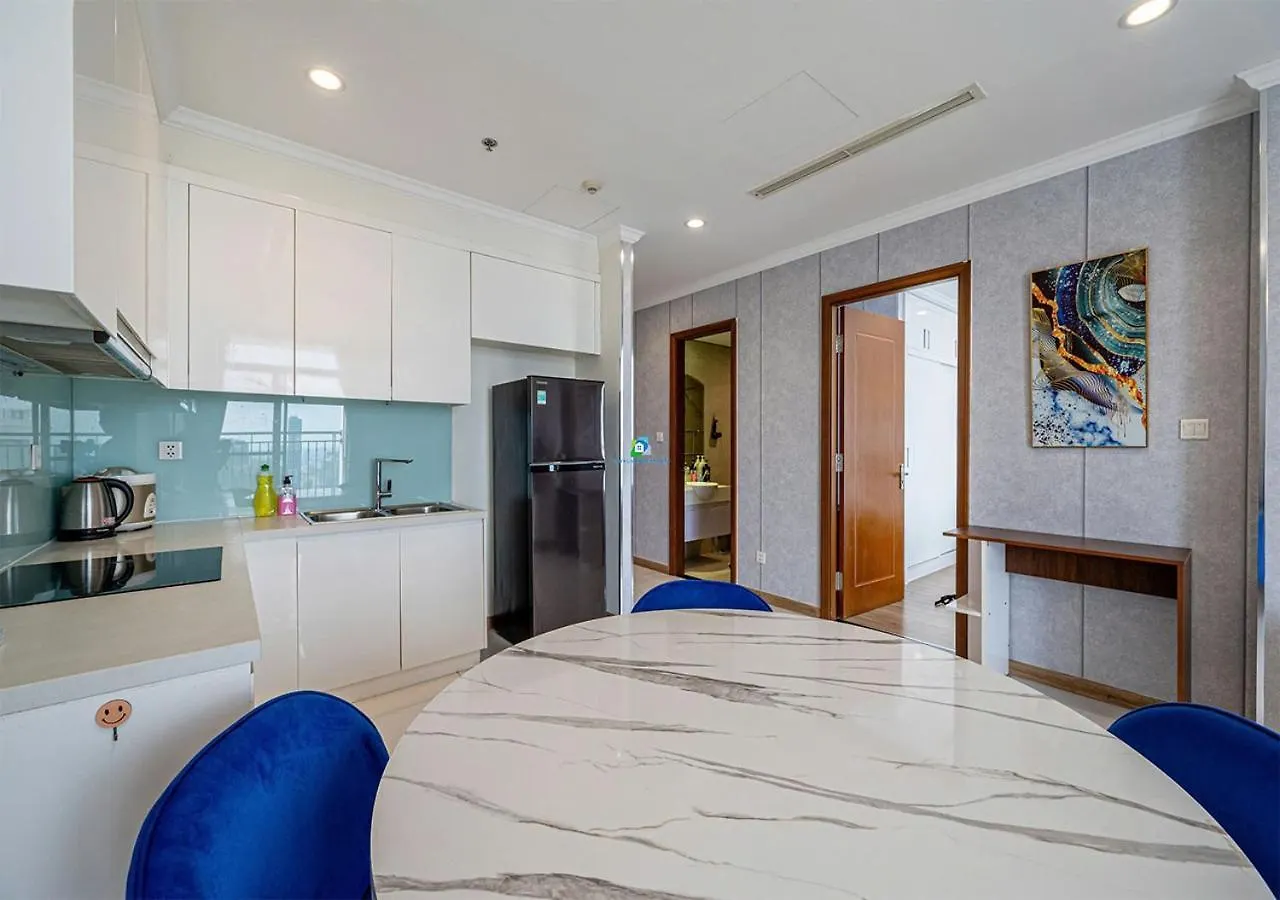 Vinhomes Urban Oasis Ho Chi Minh City 0*,